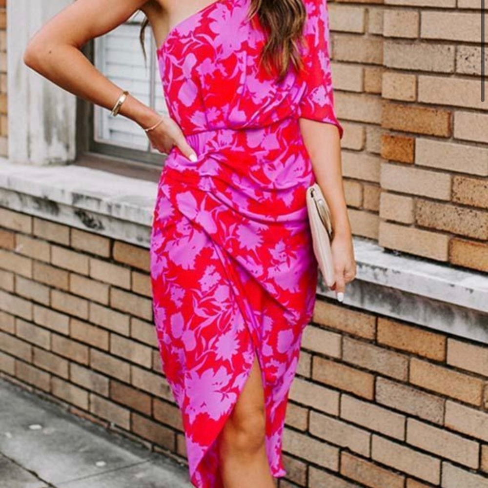 NWT Fabrik pink floral one shoulder midi dress DO + BE